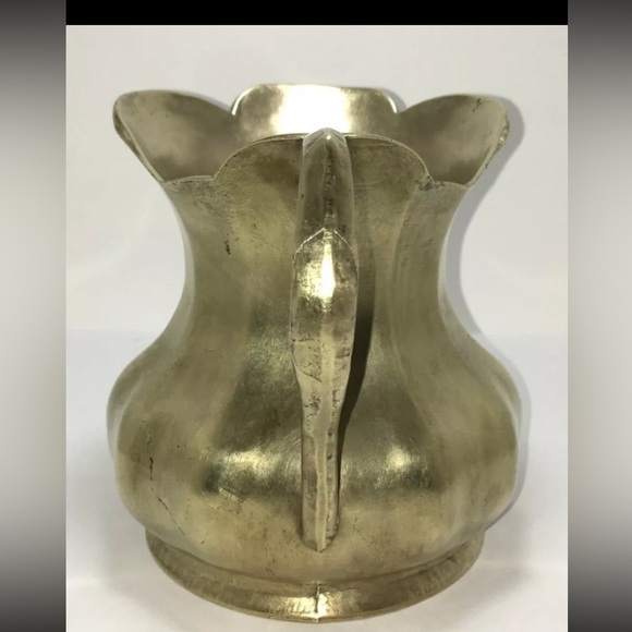F.T.D.A 1983 Italy Brass Pitcher 6" Tall Normcore Grannycore Scalloped Rim VTG - Picture 9 of 12
